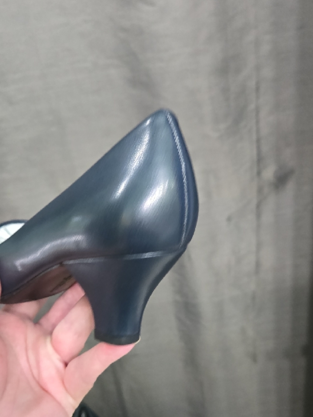 Navy Round-Toe Heels - Picture 9 of 11